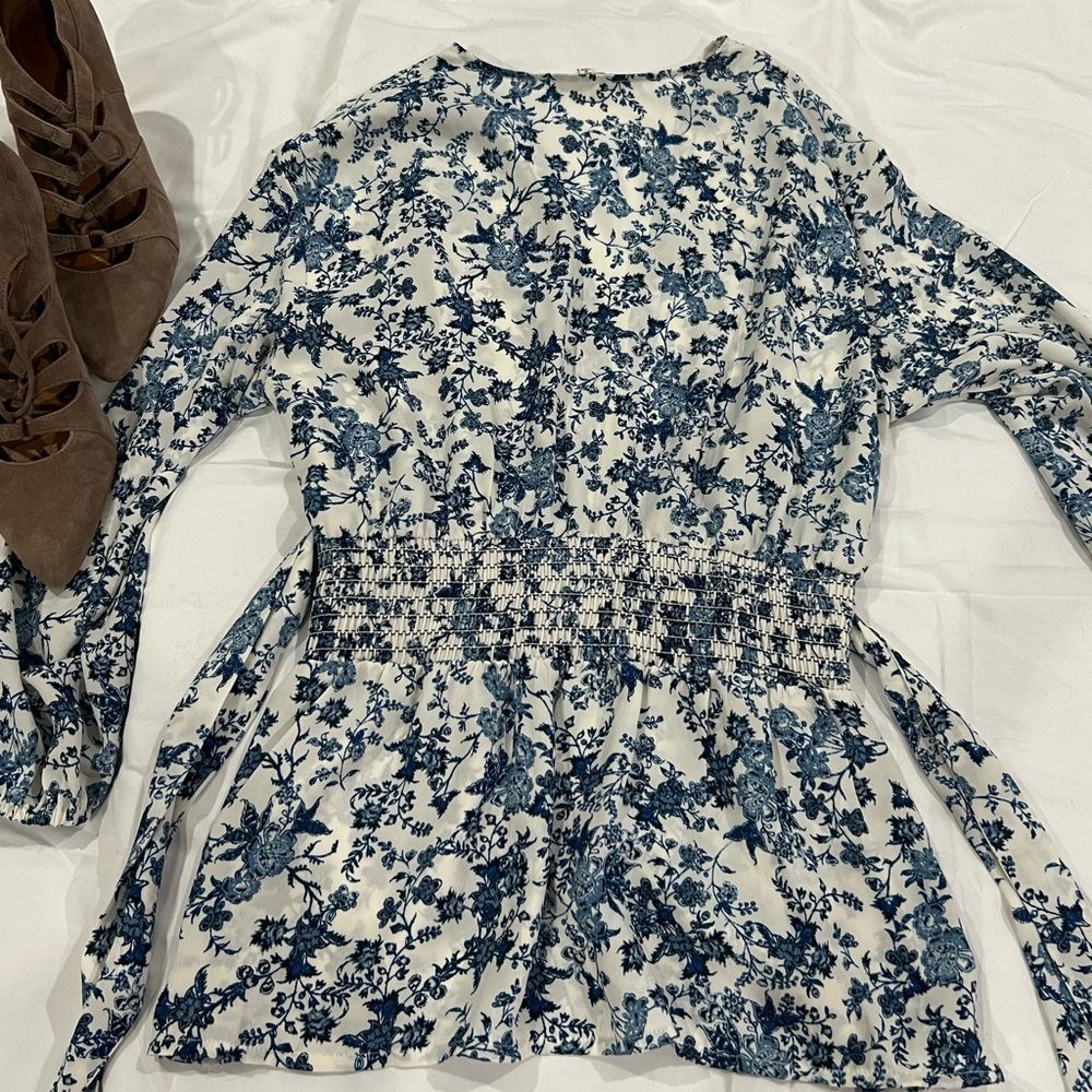 Max Studio beautiful blue wrap, peplum blouse